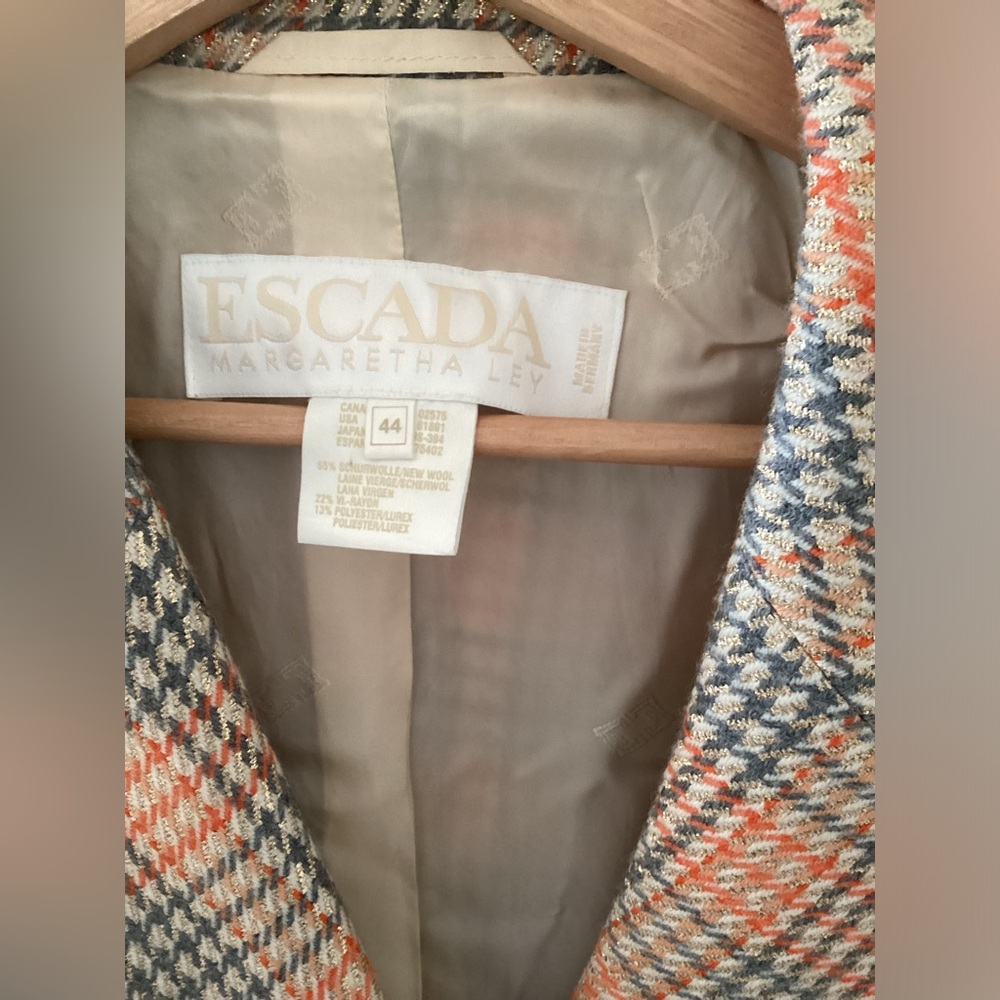 Vintage Escada Houndstooth Blazer Embroidery - Picture 4 of 5